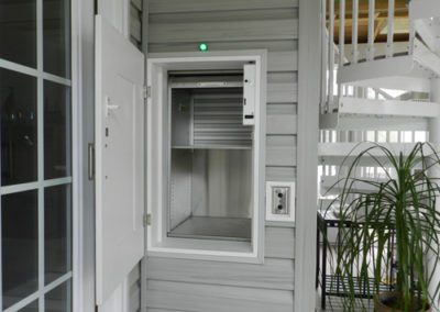 A door open to the outside of a house.